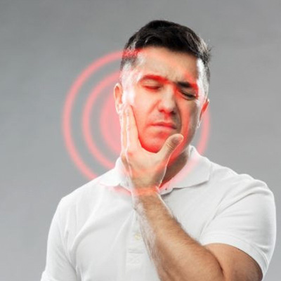 Themenbild zahnärztlicher Notfall - Schmerzpatient